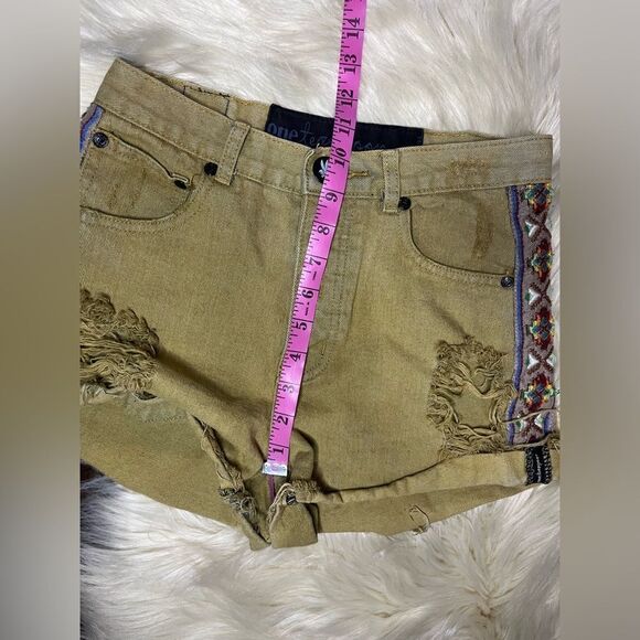 One Teaspoon olive green distressed Aztec striped side denim shorts sz 8/26 - Picture 8 of 9